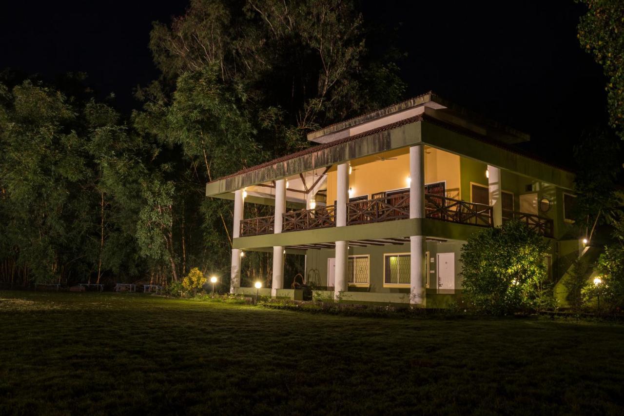 Golden Fields Resort Paud Exterior foto